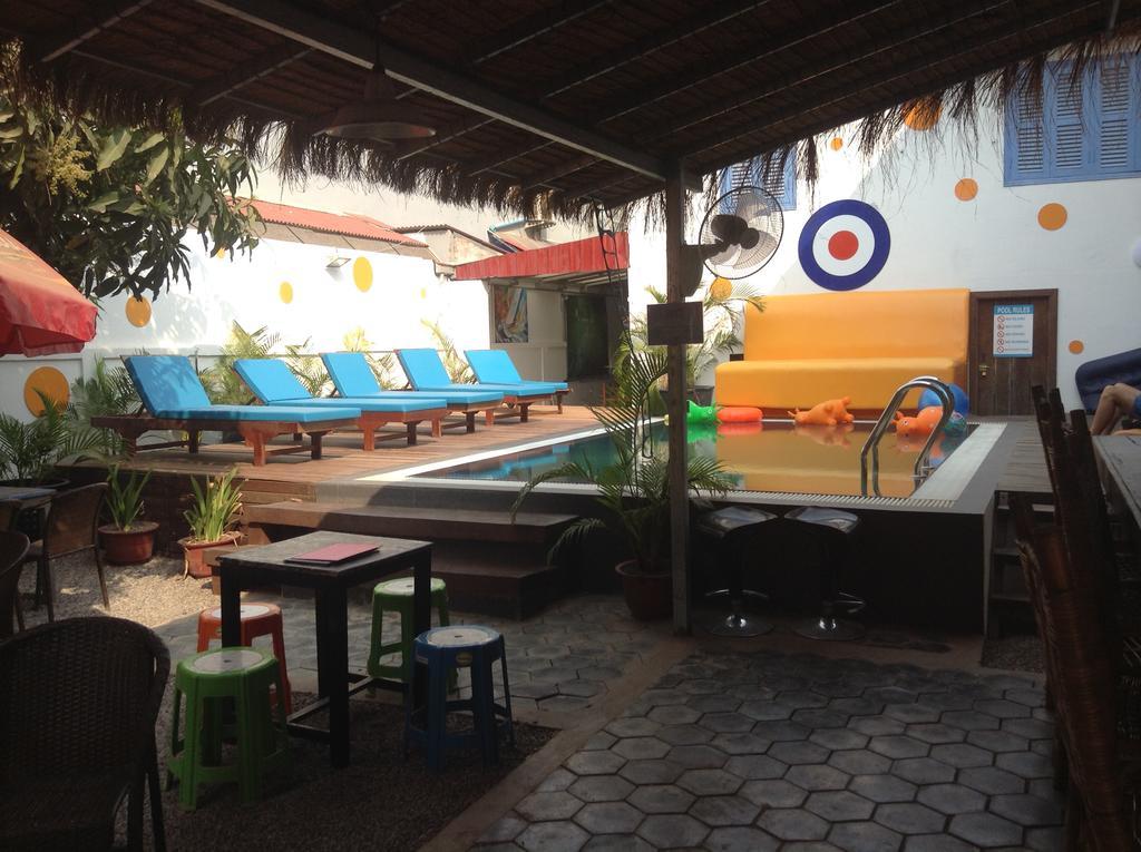 The Living Quarters Hostel 543 暹粒 外观 照片