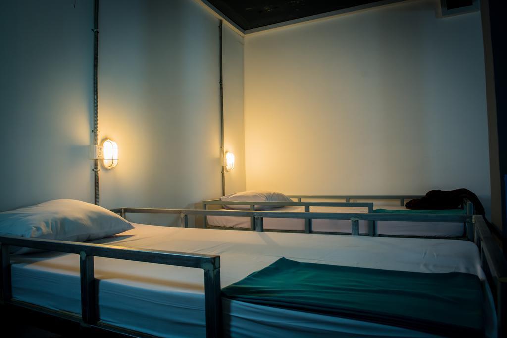 The Living Quarters Hostel 543 暹粒 外观 照片